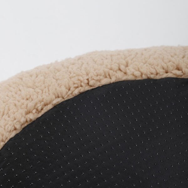 Winter Warm Pet Dog Mat - Image 3