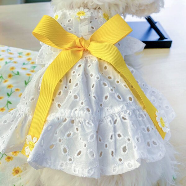 New Pet Dog Clothes Daisy Flower Skirt Hollow Bow Princess Dog Skirt - Image 2
