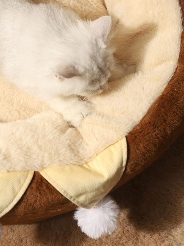 Cat Nest Winter Pet Bed - Image 10