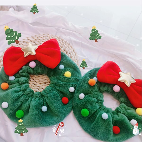 Christmas Pet Bow-knot Collar Friendly To Skin Xmas Pet Scarf WashableParty Pet Dog Neck Strap Scarf Photo Prop Pet Supplies - Image 3